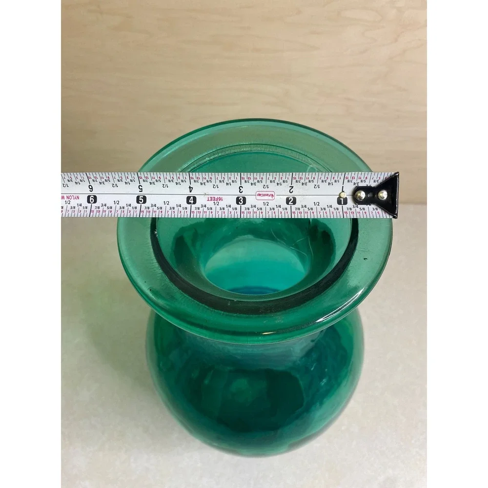 Beautiful Large Glass‎ Vase Emerald Green Hand Blown Made in Spain 12in Decorate